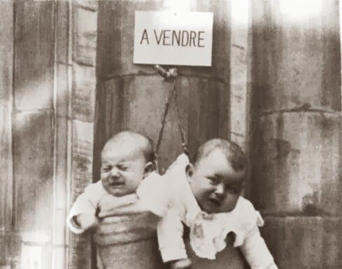 Les Cartes Postales Humoristiques : Quand des Bébés Suspendus Faisaient Rire au Début du XXe Siècle
